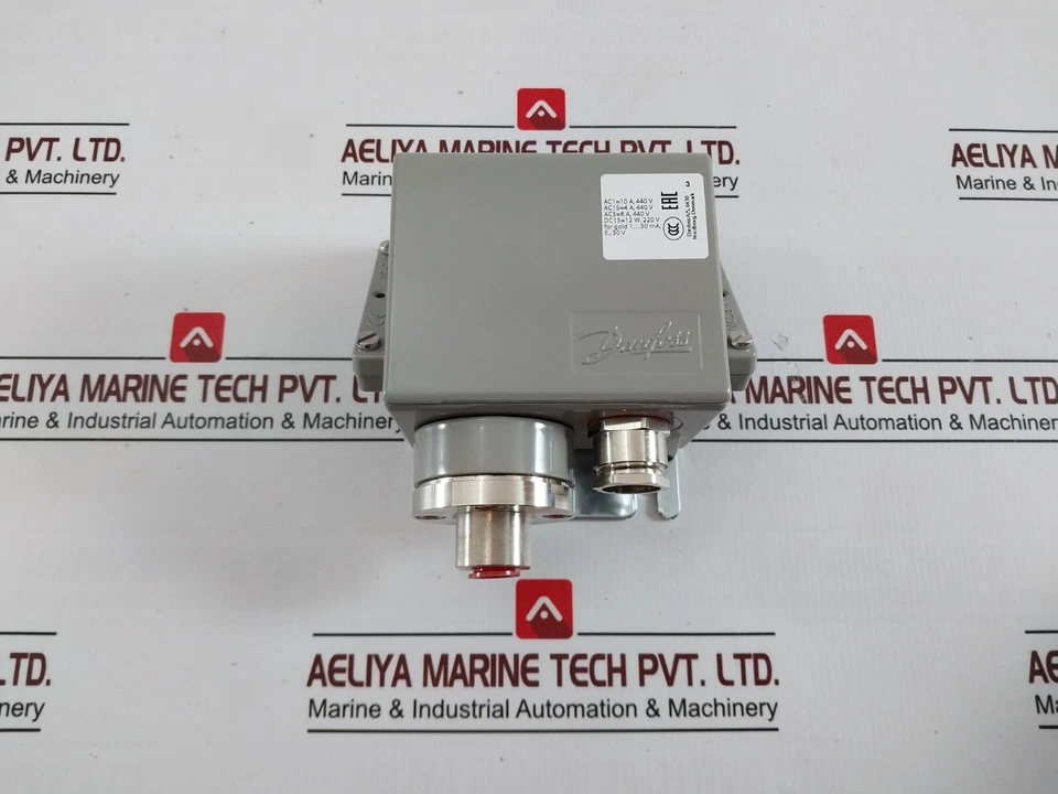 DANFOSS KPS 43 Pressure Switch 1.02 KP/CM2 0.1-1.0 MPA MWP 1750 PSIG 240VDC 12W - Image 2 of 4