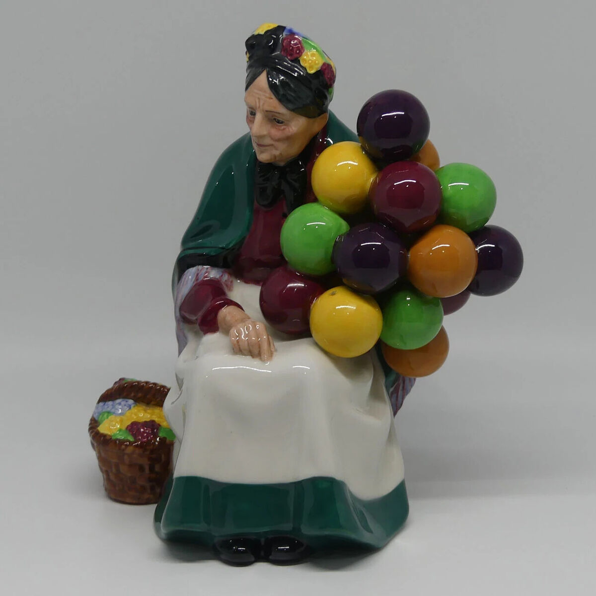 Royal Doulton Figurine The Old Balloon Seller HN1315 Vibrant Royal Doulton Figurine The Old Balloon Seller HN1315 Vibrant