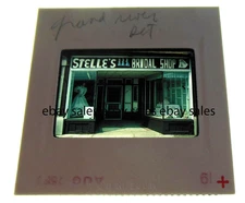 Stelle's Bridal Shop Grand River Detroit Michigan 1975 Kodak Slide Photograph