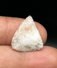 KILLER TRANSLUCENT QUARTZ TRIANGLE-Arrowhead-NY NJ-CENTRAL PA FIND