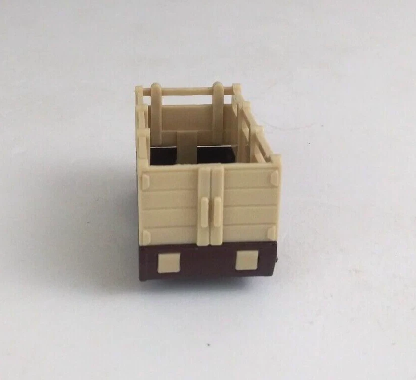 Remolque de juguete Maisto vintage para ganado/ganado bronceado y marrón de 1,25" x 3" Foto 4 de 4