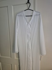 BNWT Ladies Modest White Dress One Size Will Fit 8-20. 53.5 Inches long