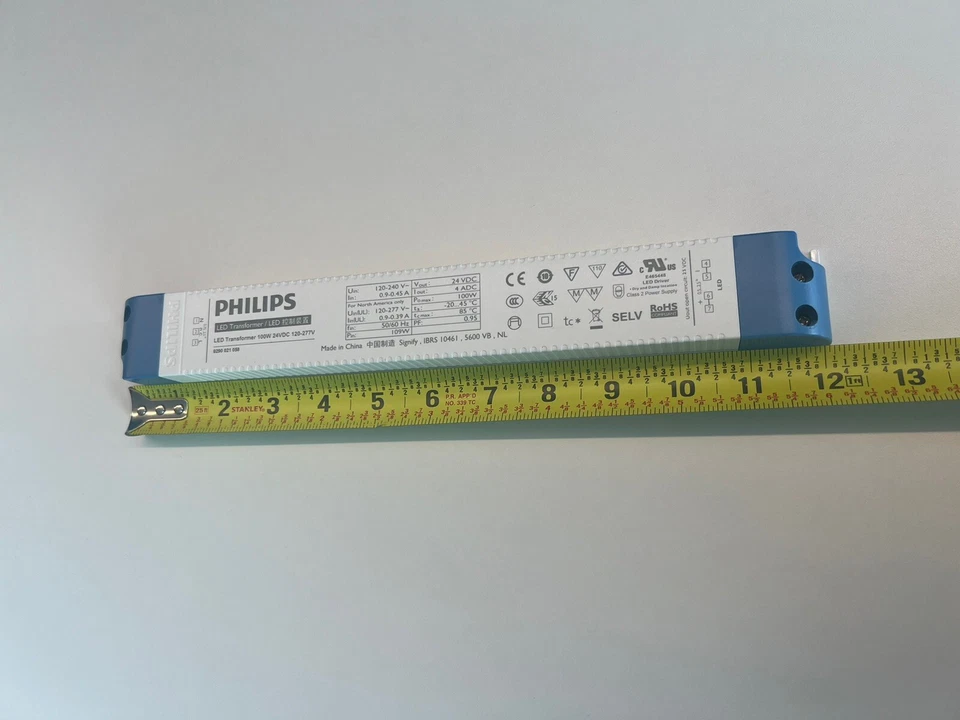 Philips Transformador LED 100W 24VDC 120-277V 100W; 24VDC; 100mA÷4A; IP20 Foto 2 de 4