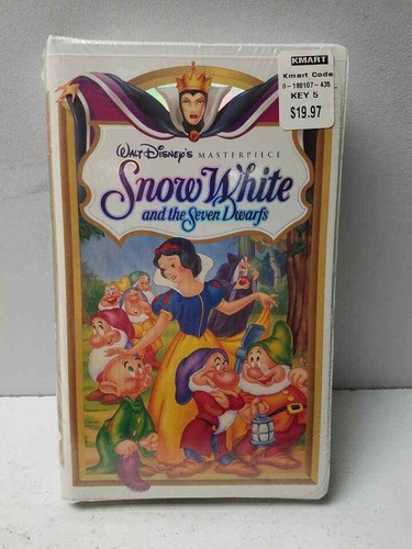 Snow White And The Seven Dwarfs VHS 1524.Unopened still in original wrap. sn1527