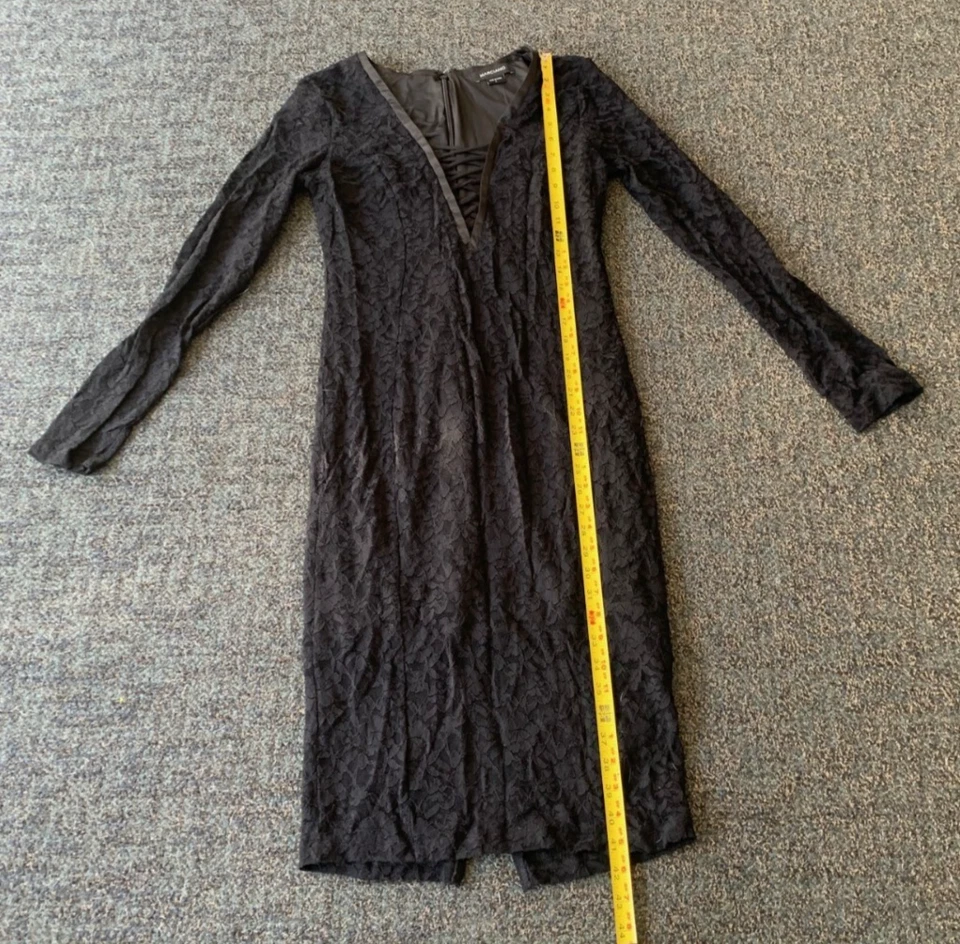 VESTIDO MARCIANO MANGA LARGA CORREA CUELLO EN V NEGRO FLORAL TALLA L ESTILO #2G75Y6028Z Foto 3 de 4