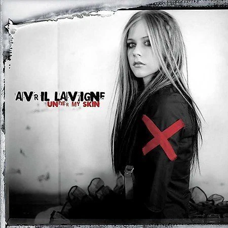 直筆サイン入り CD AVRIL LAVIGNE アヴリルラヴィーン 歌手 シンガーソングライター Avril Lavigne アヴリル・ラヴィーン