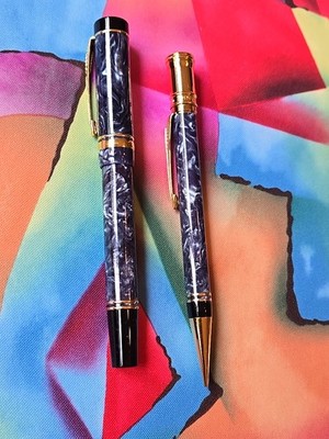 Parker Duofold Centennial Blue Marble 18k Nib Fountain Pen/Pencil Set- Excellent