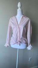 Women s H&M Button Down Long Sleeve blouse wh...