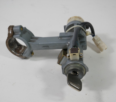 95-04 Toyota Tacoma 4Runner Ignition Switch Lock Cylinder w/ Key Assembly OEM