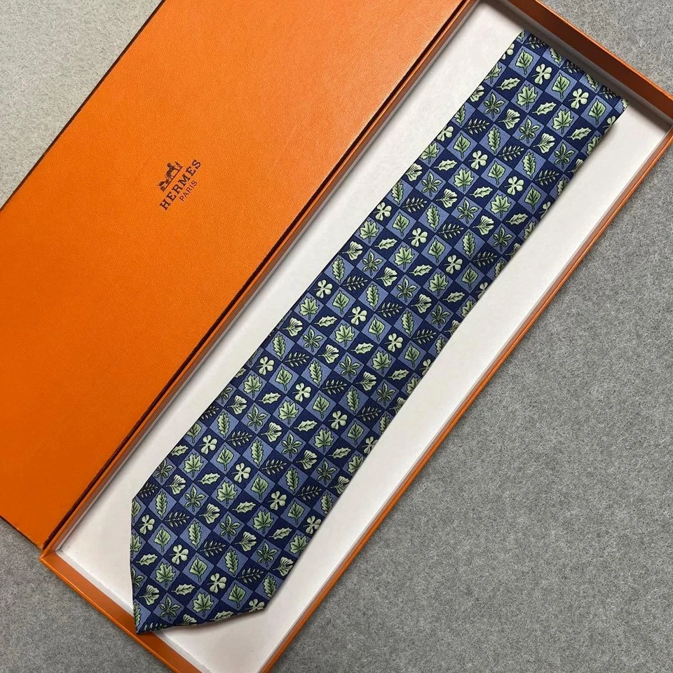 HERMES шеи галстук темно-зеленый растение 100% шелк сделано во Франции неиспользованный новом подарок - Изображение 3 из 4