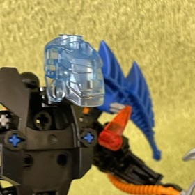 LEGO Hero Factory 7179 - “ DUNCAN BULK AND VAPOUR “ Complete w/ 2 Blue Spheres
