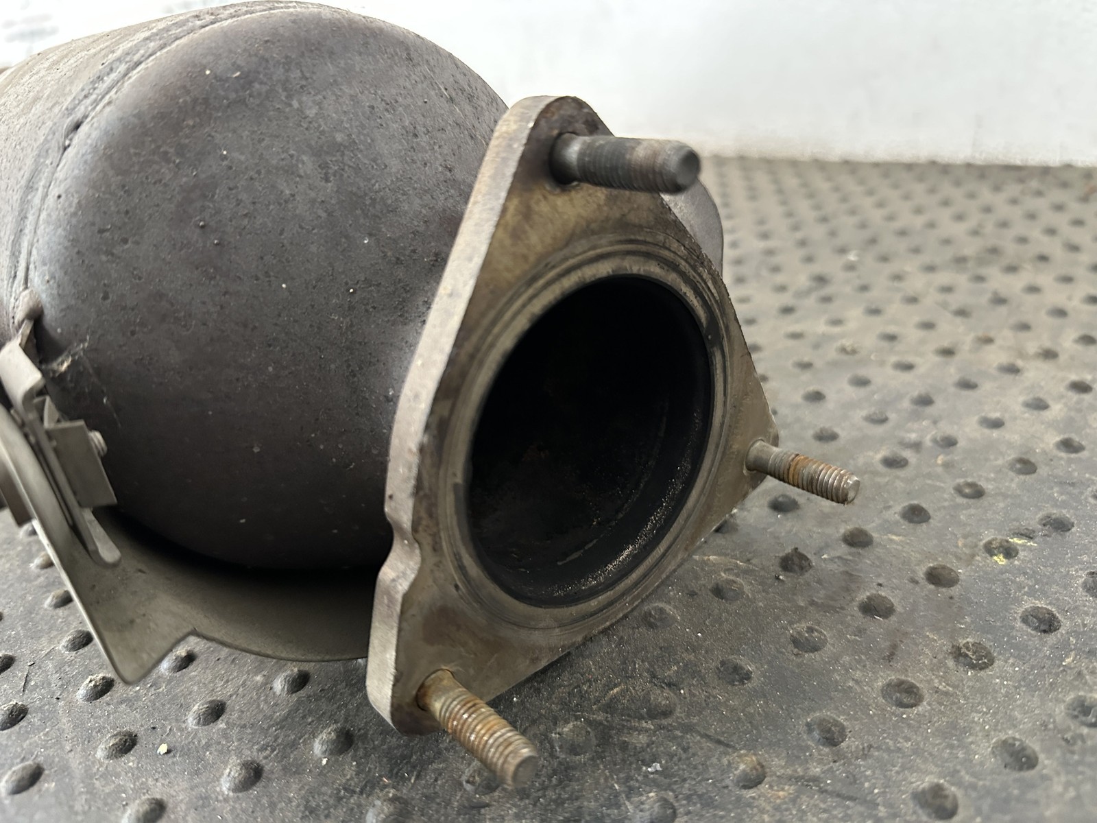 Bentley Continental 2004 Left Downpipe P/N 3W0254400A