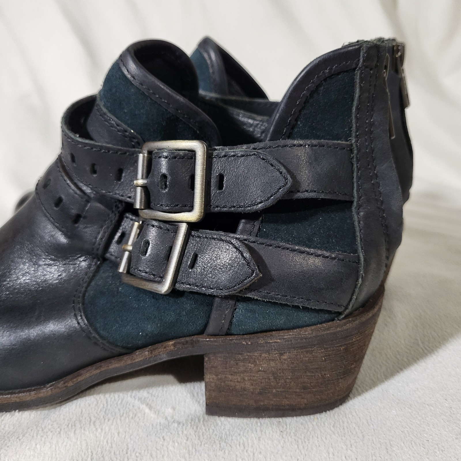 UGG Patsy Black UggPure Shearling Lining Ankle Bo… - image 6