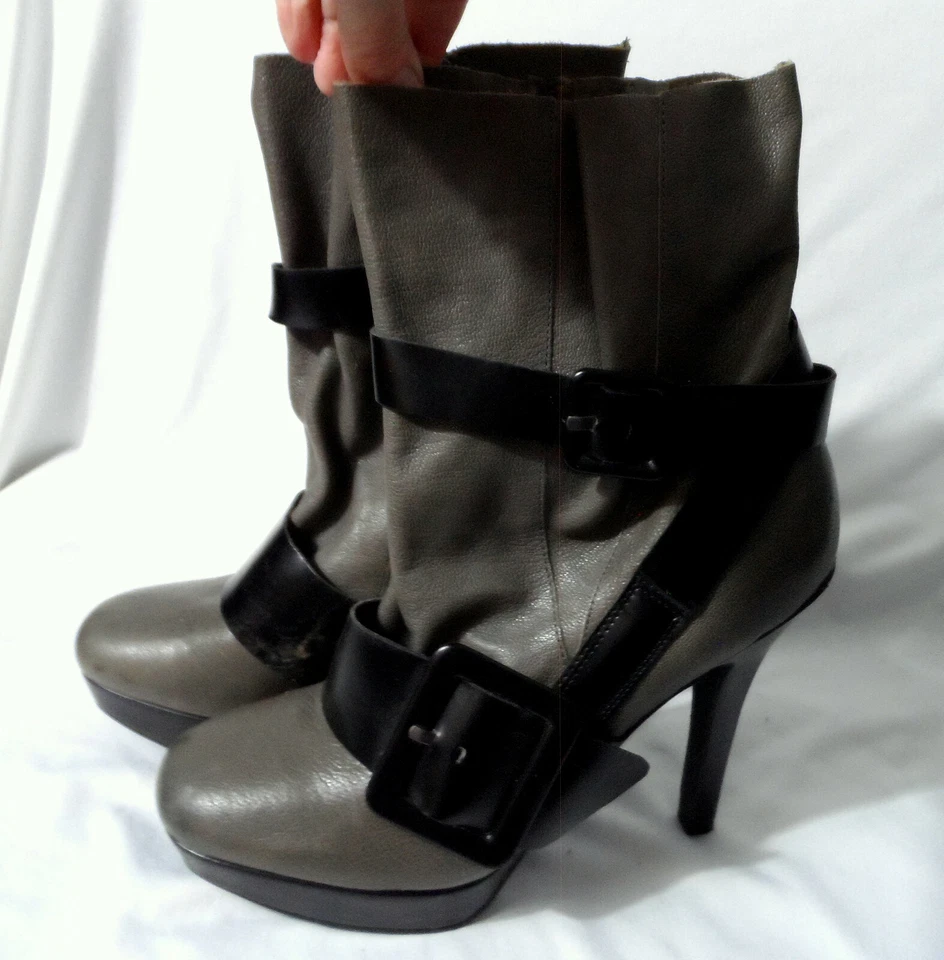 BACIO 61 Sexy ESSATO Pumps Heeled Boots 7.5 M Taupe Black Strappy Buckle style - Image 4 of 4