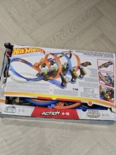Hot Wheels Action Corkscrew Crash Track Set No Cars Included. 