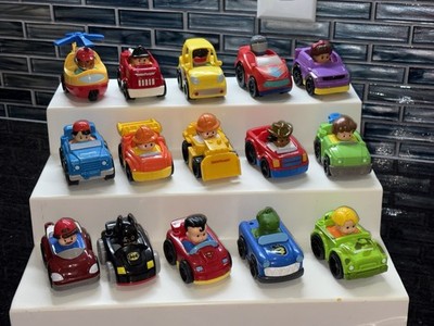 Fisher Price Little People Wheelies Lot Of 15 Batman Superman Jeep Tow truck