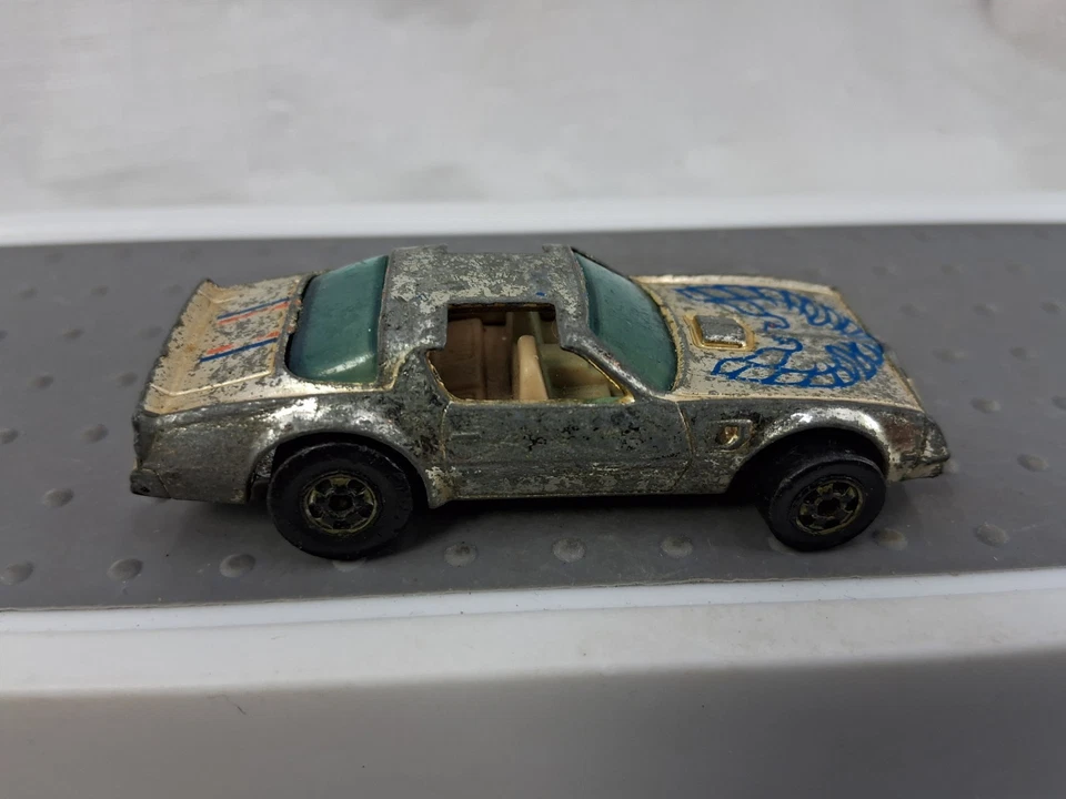 Hot Wheels Gold Ones Hot Bird Pontiac Firebird Trans Am Gold Die Cast Hong Kong - Image 3 of 4