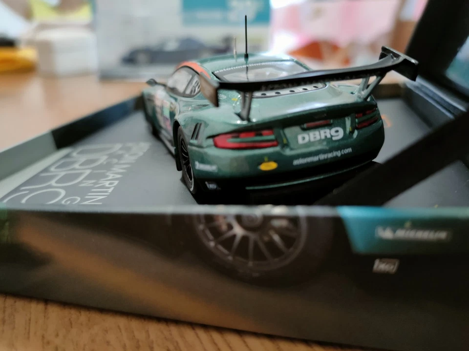 IXO 1 43 ASTON MARTIN DBR9 24H LE MANS 2005 N.58 COD.LMM079 - Immagine 3 di 4