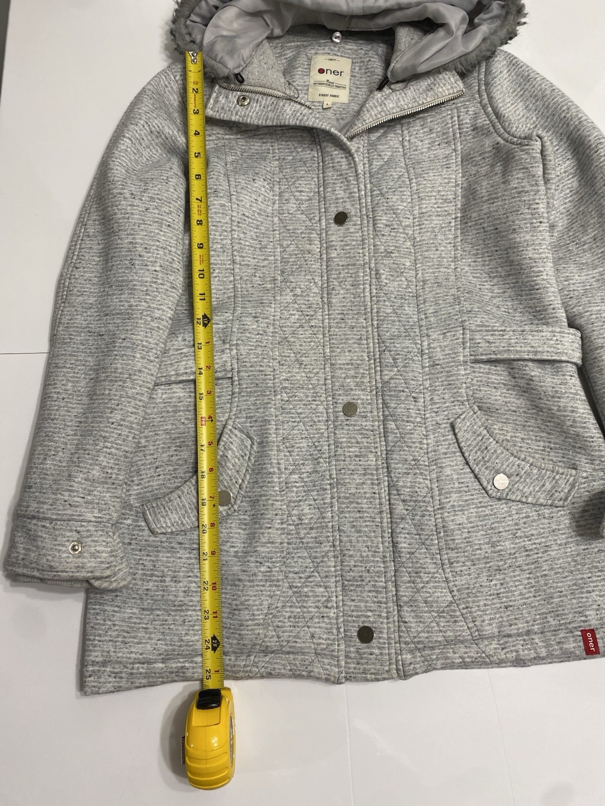 Oner Authentically Crafted Gray Quilted Hooded Co… - image 4