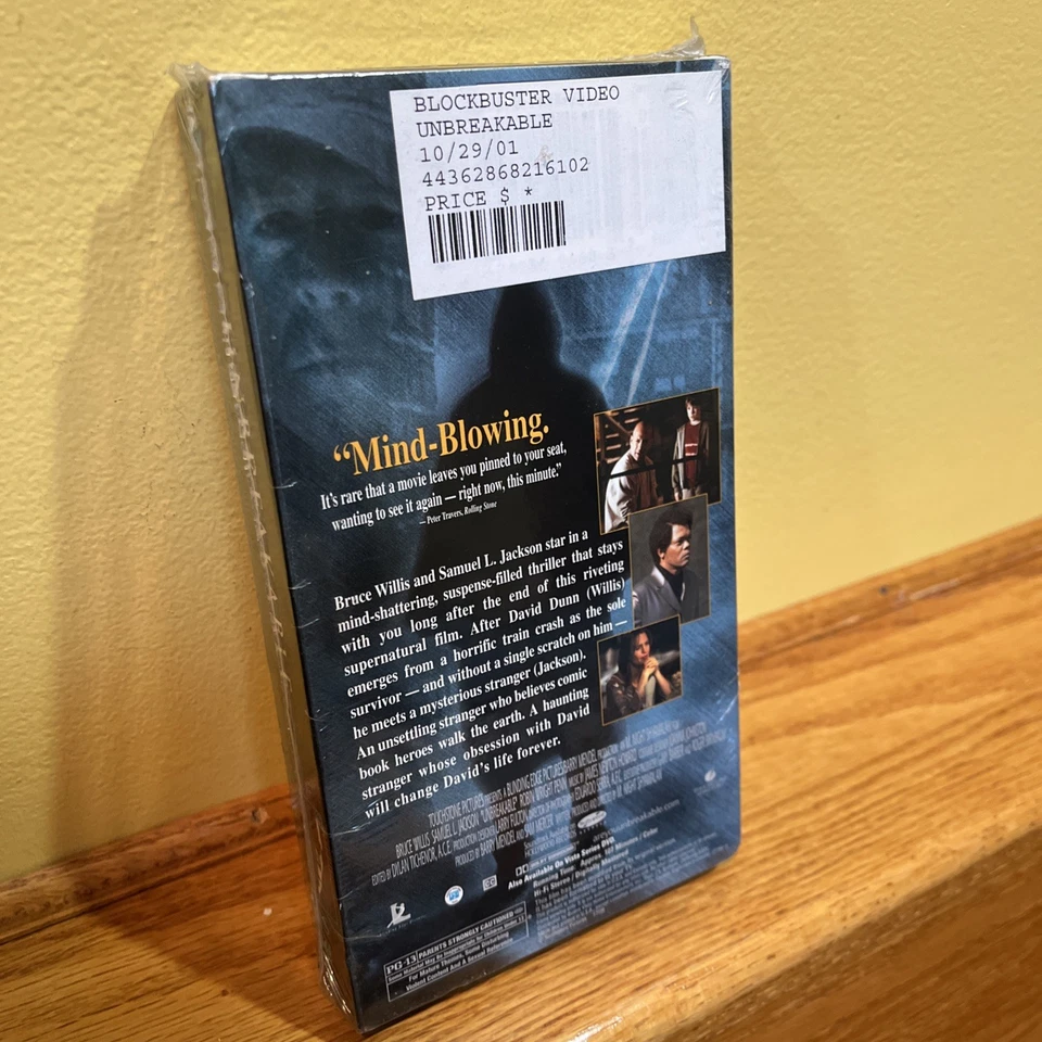 Unbreakable (SEALED ) VHS Cult M. Night Shyamalan Sci Fi Thriller Bruce Willis - Image 2 of 2