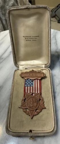 Civil War US Military 1886 Ladies of the Grand Army of the Republic Medal GAR