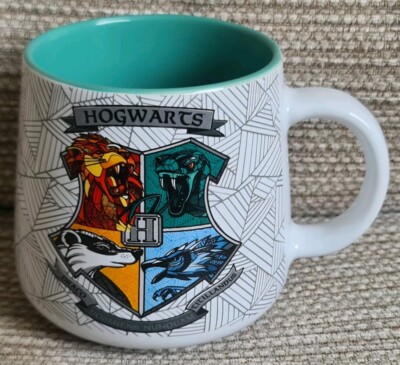 Harry Potter Hogwarts Crest Mug Coffee Tea Cup Burgundy Gold