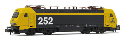ARNOLD HN2557 RENFE 252 016-1 Lackierung Lackierung ''Taxi'' der RENFE Spur N 1/160