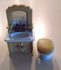 Epoch Calico Critters Furniture Lot ~ Bathroom Sink & Toilet