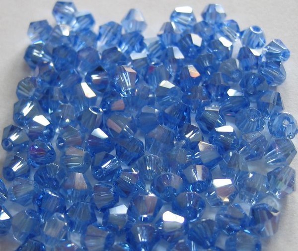 Tupi CRISTAL AB 4mm 100 piezas azul