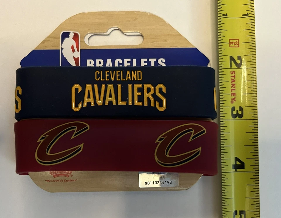 Juego de 2 pulseras anchas de goma de silicona Cleveland Cavaliers NBA Foto 4 de 4