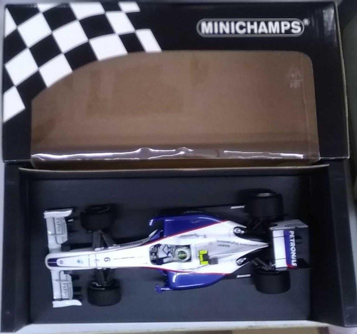 Minichamps Sauber F1 Team BMW 2009 Diecast Model Car 1:43