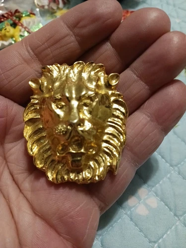 Vintage Lion Head Belt Buckle Gold Tone Excellent Condition