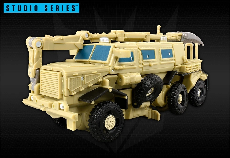 Takara Tomy TRANSFORMERS 35th BONE CRUSHER SS-24 studio series 205020 - Image 3 of 3