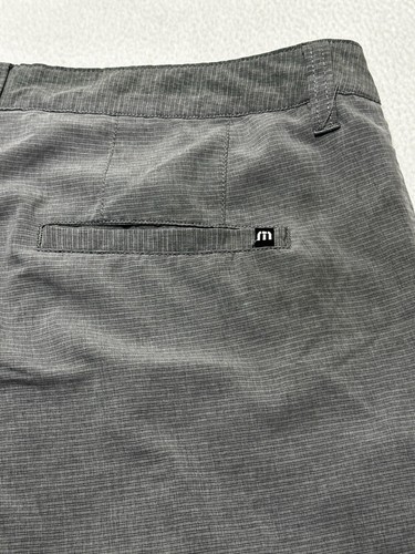 Travis Mathew Proceed With Caution Golf Shorts Size 36 Casual *READ FLAWS* - Picture 7 of 13