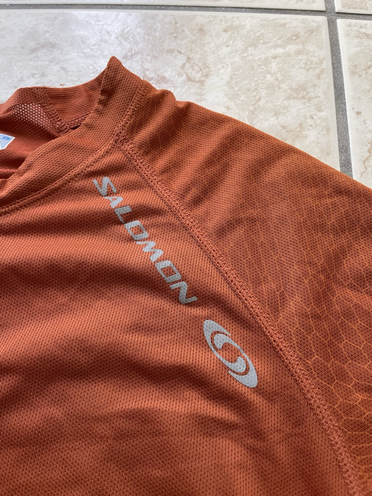 Salomon T Shirt Uomo Manica Corta Atletica Grande Colore Chiaro Running Sport Tee