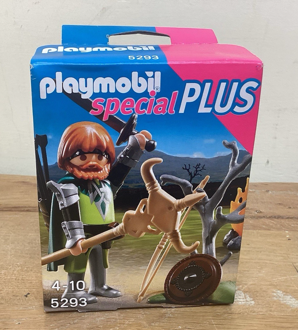 Playmobil 5293 Celtic Warrior + Weapons + Campfire New original box  WA