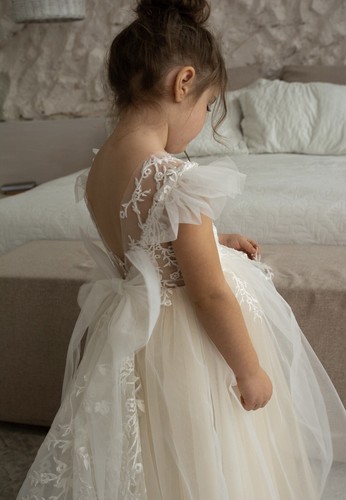 Flower Girl Ivory Nude Dress Special Occasion Toddler Dress Size 4T Preowned - Picture 2 of 12