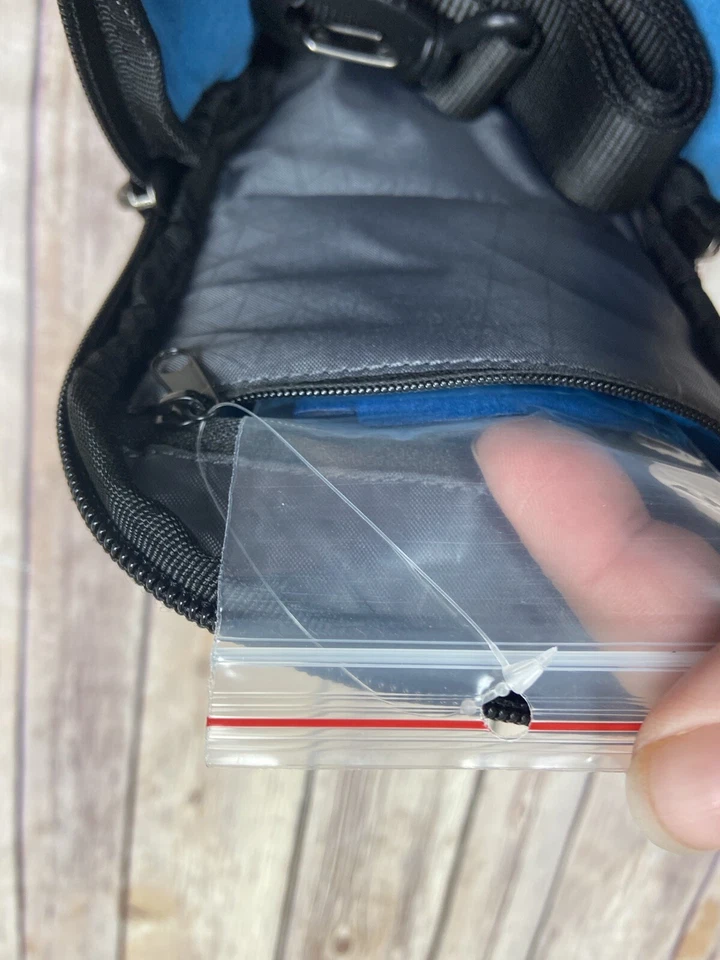 Case Logic Luminosity Compact Holster - Image 4 of 4