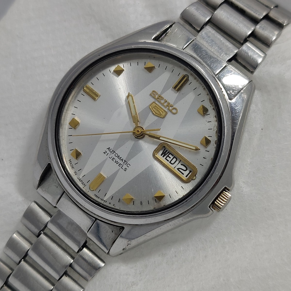 37 mm Seiko 5 7S26-0310 Automatic Day/Date 21J Vintage Japan Men