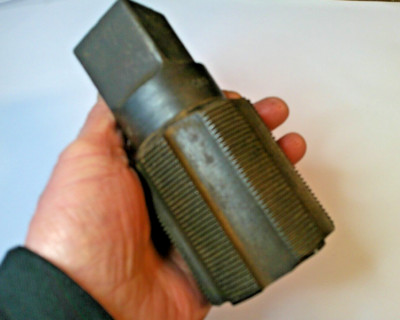 1 - Vintage 2 -11/16'' x 12 TPI Linkshandgewindebohrer.