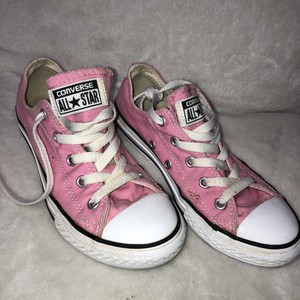 pink all star converse shoes