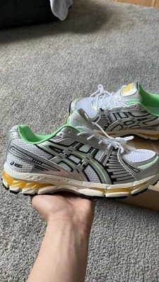 Asics GEL-KAYANO 12.1 - Herren Sneaker Sport Schuhe Weiß 1203A827-100 Turnschuhe - Bild 1 von 4