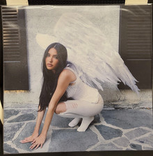 MADISON BEER Bad Enough / Angel Wings UO Hear...