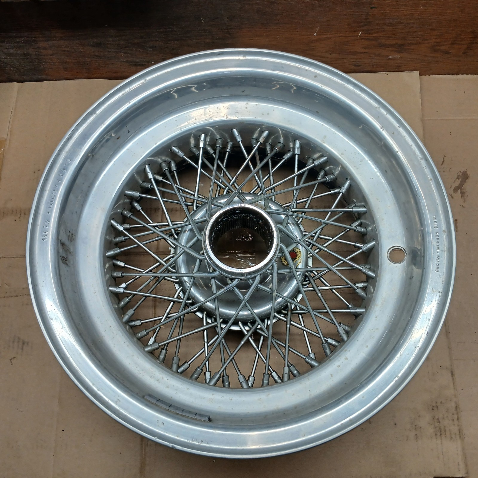 Ferrari 365 Wheel