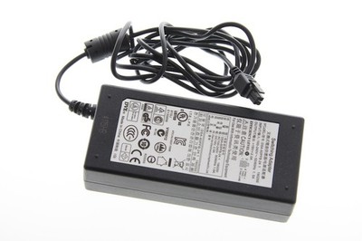Original Netzteil DVE DSA-60PFB-24 Output: 19V-2,5A Stecker 2 Pin