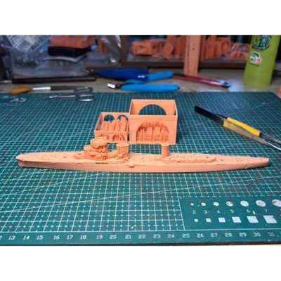 1/700 Italienisch Marine RN Giussano-Klasse Leichter Kreuzer