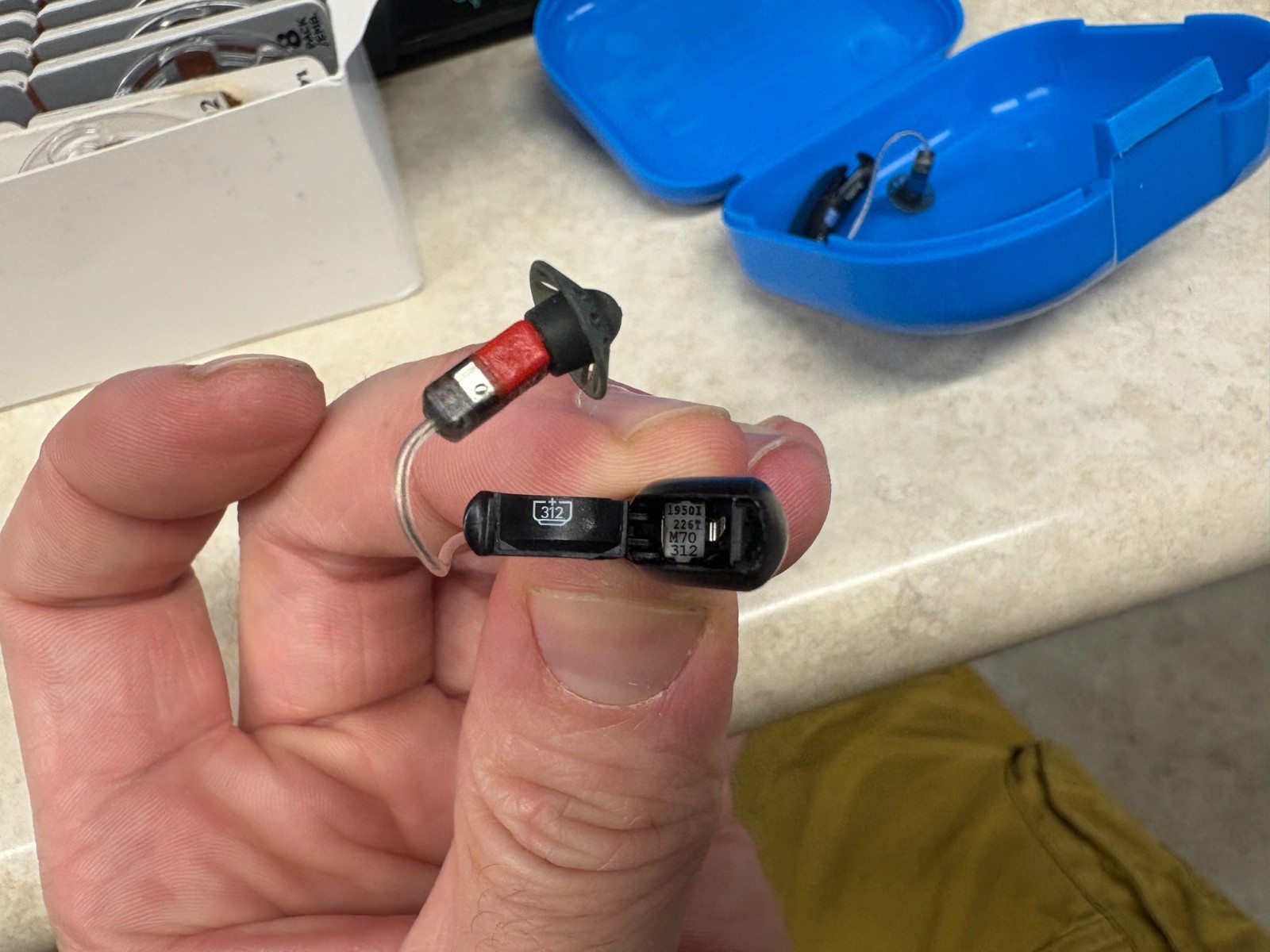 Phonak Marvel Audeo M70 Hearing Aids Pair - Size 312 Battery - Black RIC