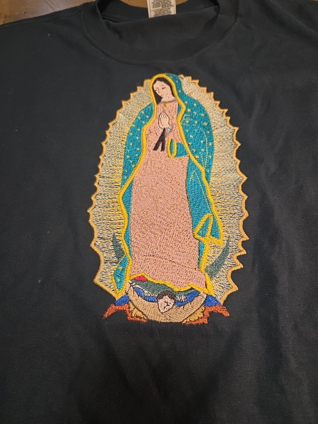 Vintage 90s Fruit of the Loom BEST Virgin of Guadalupe Embroidered Tee Shirt L image 2