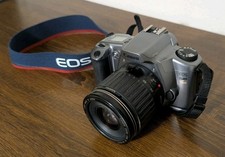 Canon EOS Rebel G II 35mm SLR Film Camera Aut...