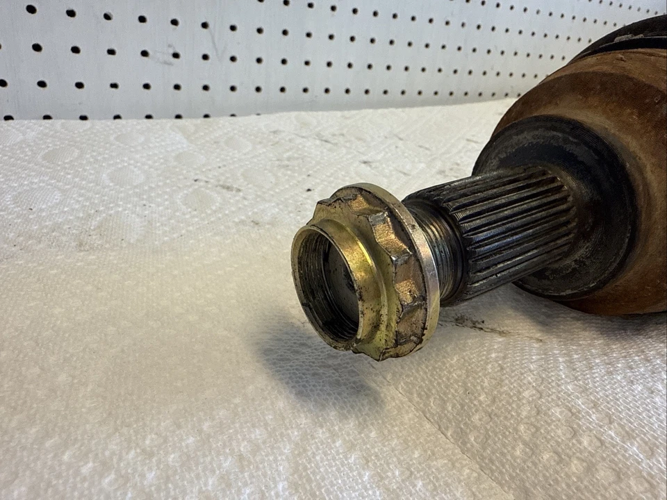 Eje delantero izquierdo BMW 325i 330xi E46 sedán eje articulación CV se adapta 01-05 Foto 3 de 4